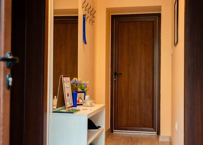 Ваканционна къща при маги и краси Белене